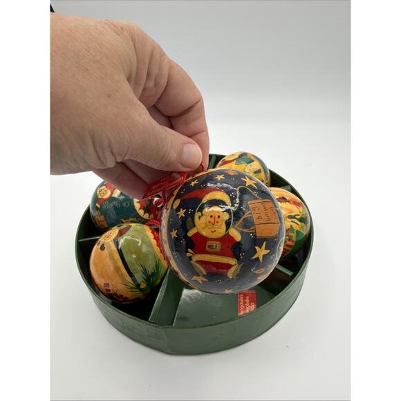Vintage Bloomingdales Florida Christmas Ornament Balls Paper Mache Set of 7 New - Picture 11 of 16
